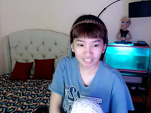 ShantalFoxxy  online show from 02.10.26