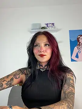 sara queen10 online show from 06.23.26