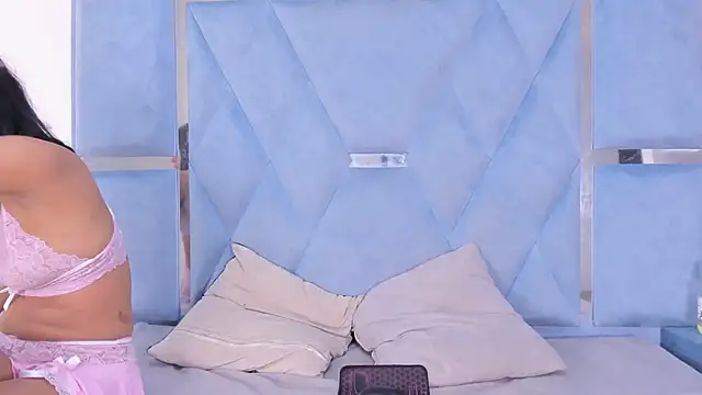 Snapshot of DaylesAndHarry chatting on 09.22.25 DaylesAndHarry online show from 09.22.25