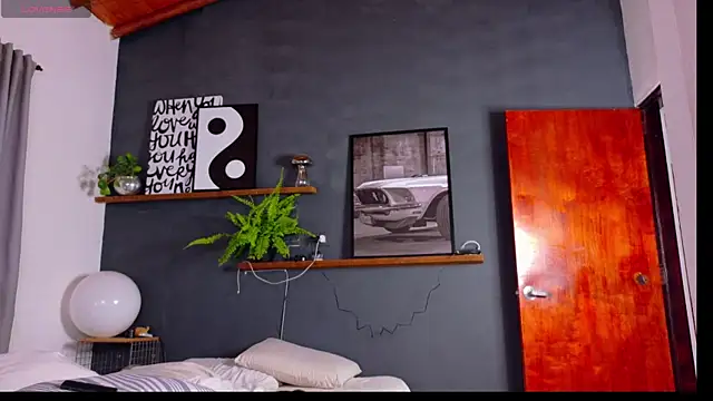 Liam walk  online show from 04.14.26