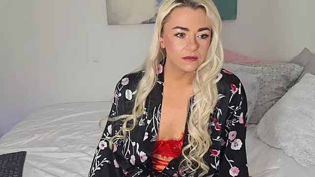 kinkylilsweetie online show from 01.13.26