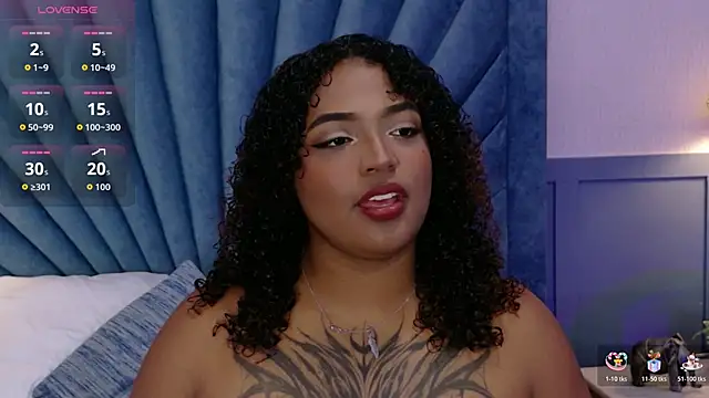 Cristal-Jonnes online show from 11.13.25