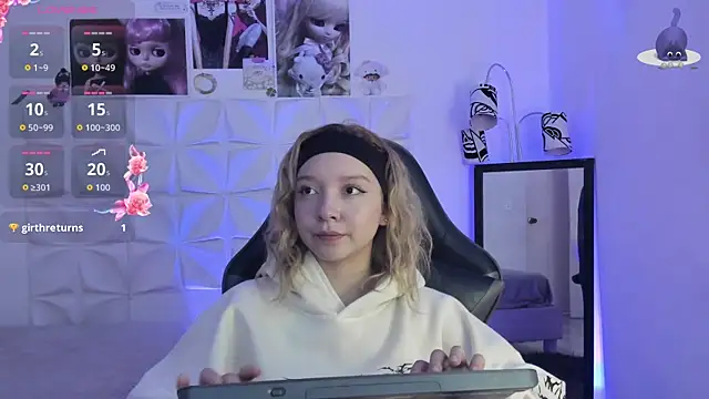 JuliethMoss online show from 11.04.25