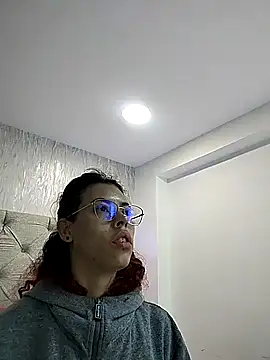 Snapshot of Pamelamiler__ chatting on 04.02.26 Pamelamiler online show from 04.02.26