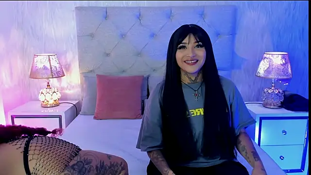 Snapshot of Pamelamiler__ chatting on 04.18.26 Pamelamiler online show from 04.18.26