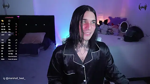 Snapshot of marshall__k chatting on 06.15.26 marshall k online show from 06.15.26