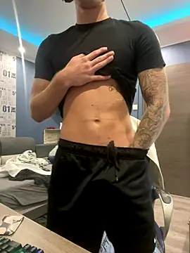 Snapshot of Sexaddict05 chatting on 09.26.25 Sexaddict05 online show from 09.26.25