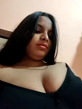 Maahhii 2 online show from 07.19.26
