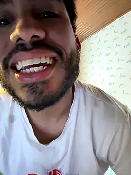 Snapshot of TU-MORENOO chatting on 09.15.25 TU-MORENOO online show from 09.15.25