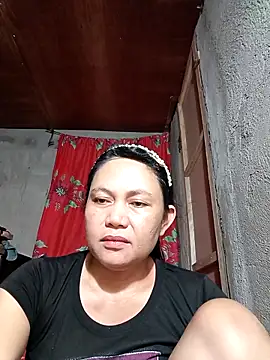 Everleigh mom online show from 09.25.25