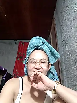 Everleigh mom online show from 10.07.25