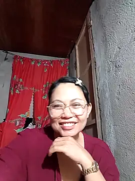 Everleigh mom online show from 10.14.25