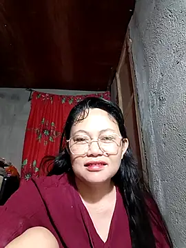 Everleigh mom online show from 11.17.25