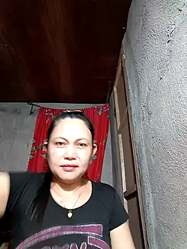 Everleigh mom online show from 12.17.25