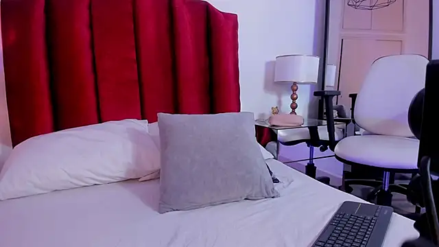 sophiacuttee online show from 09.26.25