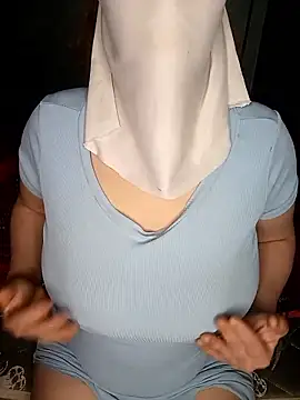 Lamia Queen  online show from 01.15.26