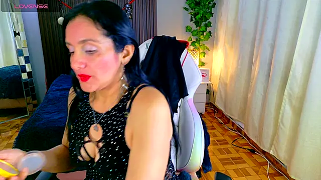 kataleya 29 online show from 10.25.25