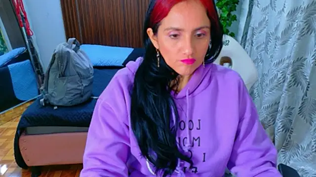 Snapshot of kataleya_29 chatting on 04.18.26 kataleya 29 online show from 04.18.26