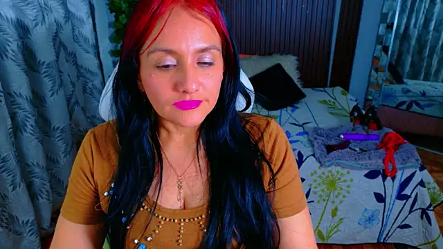 Snapshot of kataleya_29 chatting on 05.14.26 kataleya 29 online show from 05.14.26