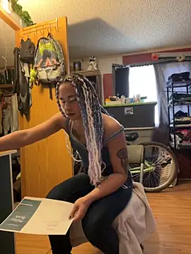 TranSexualJade95 online show from 10.22.25