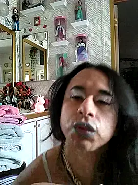 Snapshot of TranSexualJade95 chatting on 05.11.26 TranSexualJade95 online show from 05.11.26