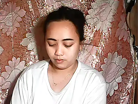 Snapshot of Pinay_Chubby20 chatting on 09.21.25 Pinay Chubby20 online show from 09.21.25