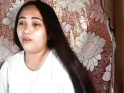 Snapshot of Pinay_Chubby20 chatting on 09.24.25 Pinay Chubby20 online show from 09.24.25