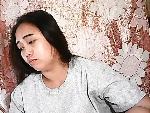 Snapshot of Pinay_Chubby20 chatting on 10.07.25 Pinay Chubby20 online show from 10.07.25