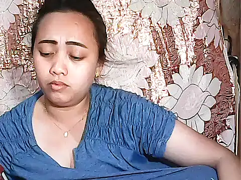 Snapshot of Pinay_Chubby20 chatting on 10.09.25 Pinay Chubby20 online show from 10.09.25