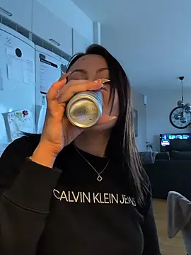 SwedishBaabe online show from 10.09.25