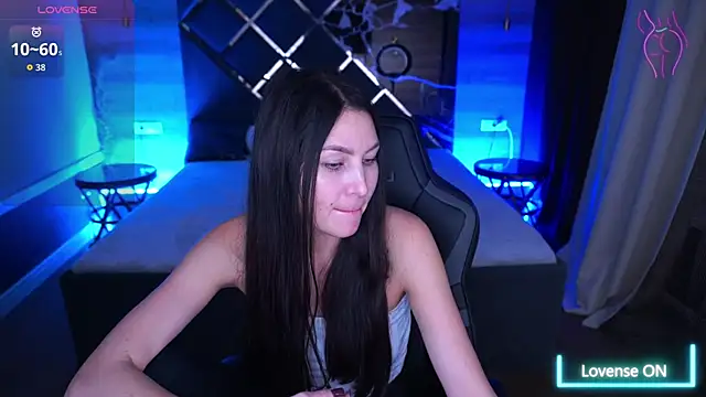 EliseVelour online show from 11.13.25