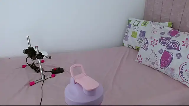 Snapshot of Tiiana chatting on 05.05.26 Tiiana online show from 05.05.26