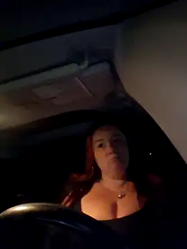 Snapshot of 50-shades-of-JADE chatting on 10.19.25 50-shades-of-JADE online show from 10.19.25