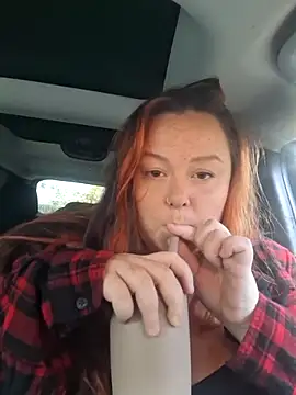 Snapshot of 50-shades-of-JADE chatting on 10.20.25 50-shades-of-JADE online show from 10.20.25