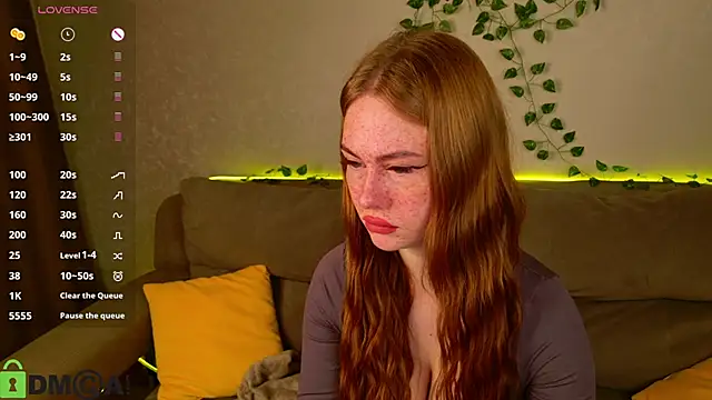 Roxy Sunnny online show from 11.13.25