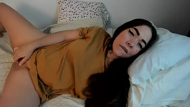 Snapshot of Brianna_Angelina chatting on 02.16.25 Brianna Angelina online show from 02.16.25