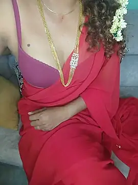 Snapshot of Tamilpallavi chatting on 07.20.26 Tamilpallavi online show from 07.20.26