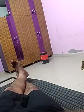 Snapshot of hard_boy9455 chatting on 03.18.26 hard boy9455 online show from 03.18.26