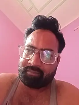 Snapshot of hard_boy9455 chatting on 04.04.26 hard boy9455 online show from 04.04.26