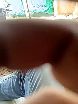 Snapshot of hard_boy9455 chatting on 04.14.26 hard boy9455 online show from 04.14.26