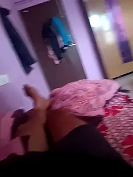 Snapshot of hard_boy9455 chatting on 04.15.26 hard boy9455 online show from 04.15.26