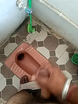 Snapshot of hard_boy9455 chatting on 04.16.26 hard boy9455 online show from 04.16.26