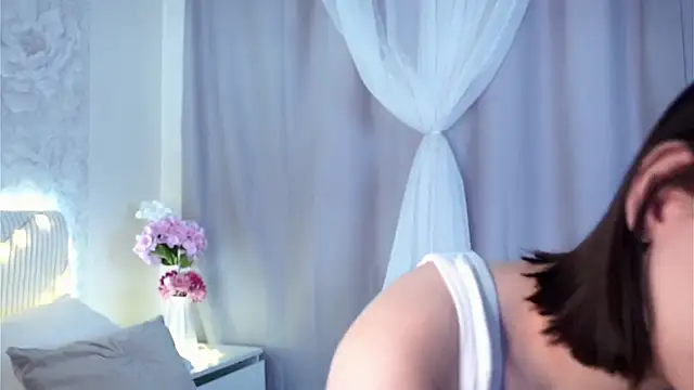 FalineBeacher online show from 04.17.26