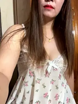 Snapshot of Moan_Mary chatting on 10.15.25 Moan Mary online show from 10.15.25