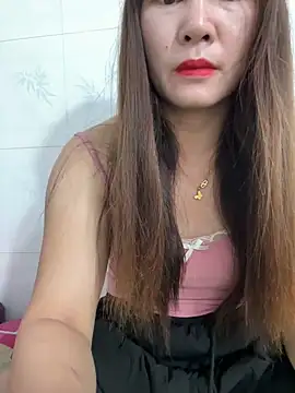 Snapshot of Moan_Mary chatting on 11.10.25 Moan Mary online show from 11.10.25