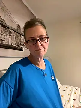 Curvy-Jinx online show from 10.12.25