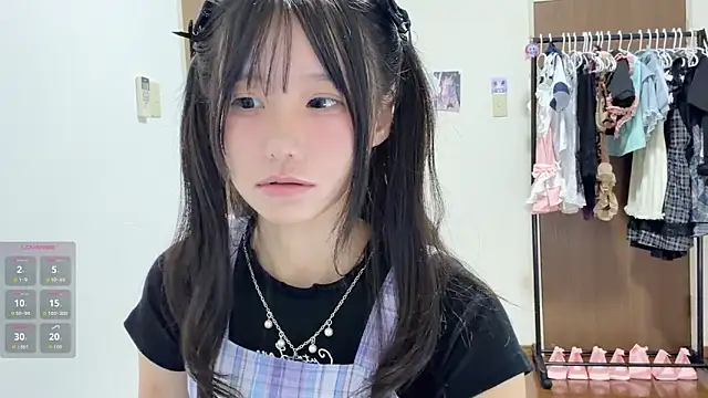 Snapshot of xiaoxia_baby chatting on 08.04.26 xiaoxia baby online show from 08.04.26