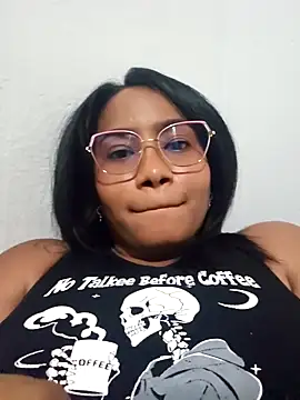 Delilah 85 online show from 10.12.25