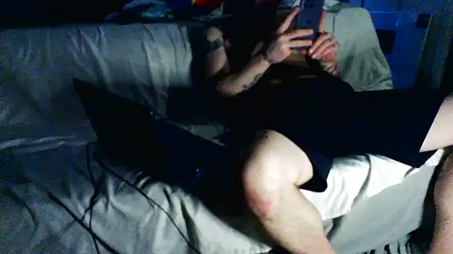 Luv2SuckBWC92 online show from 03.07.26