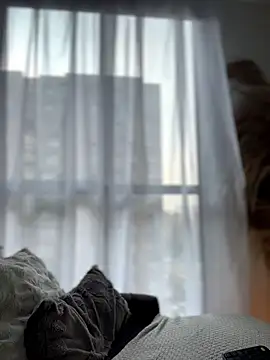 Sofi Leal online show from 03.25.26